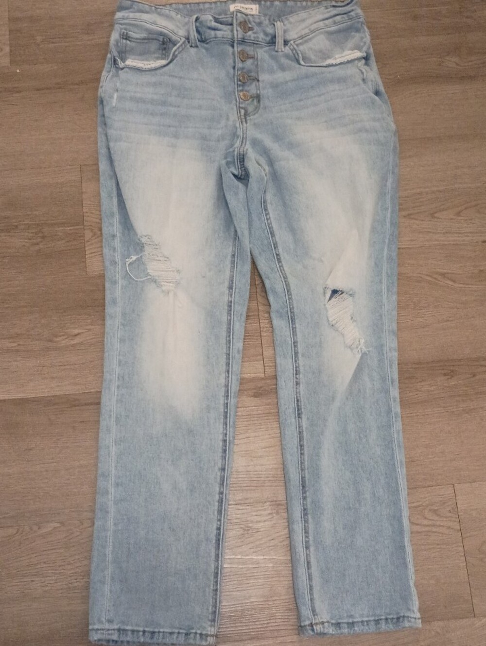 Ripped Jeans